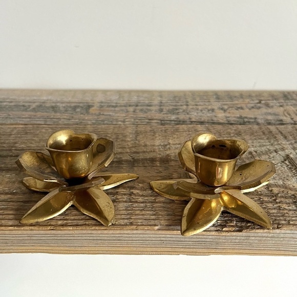 Brass leaf base candlesticks set 2 - Picture 1 of 4